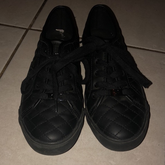 SNEAKERS - Picture 14 of 16